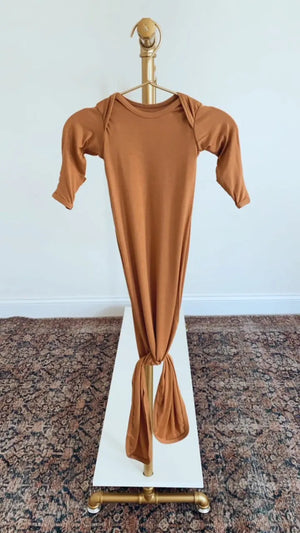 Newborn Knotted Baby Gown and Hat Set - Crew  - (Newborn-3 months) Mint, Navy Blue, Pink, Camel Brown - MOOGCO Baby