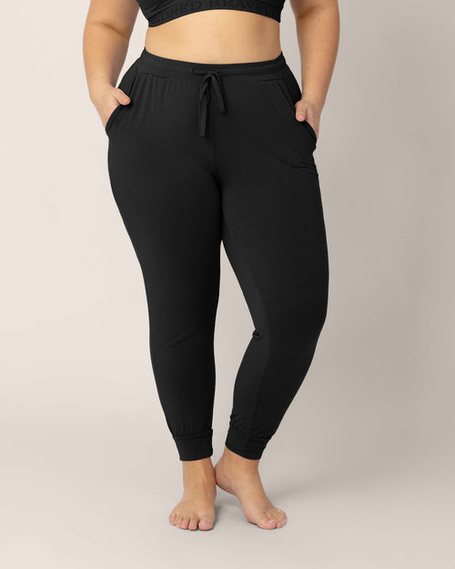 Everyday Lounge Jogger in Black for babies, perfect for comfort and style in bottoms and dresses.