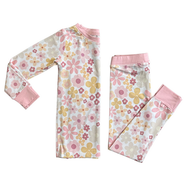 Lennon baby bedding set for peaceful sleep, featuring soft fabrics and soothing colors. Perfect for nurseries.