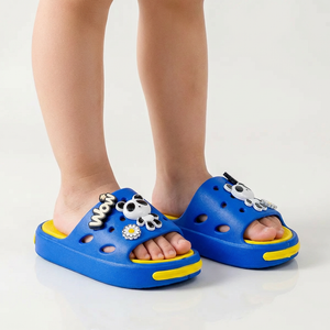 Wow Kids Slippers – Soft & Non-Slip (Ages 2–9)