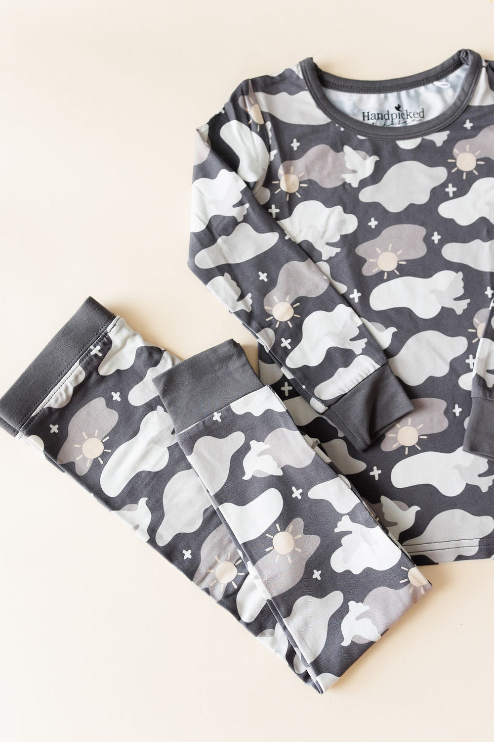 Creed Camo Two Piece Set for babies, featuring stylish camo design and comfortable fit. Perfect for playtime!