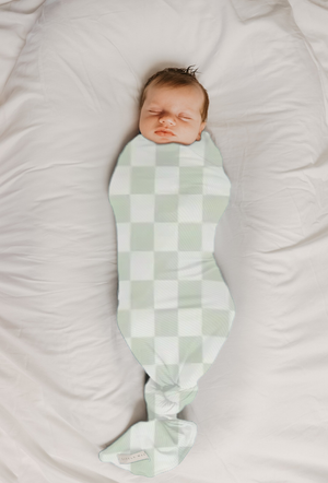 Leaf Green & White Checkered Stretch Swaddle