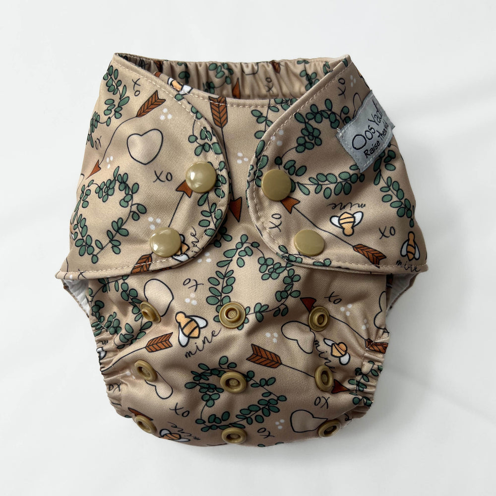 Wildling (newborn) Cloth Pocket Diaper - Love Bees