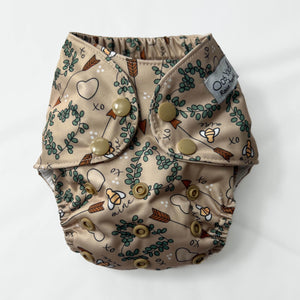 Wildling (newborn) Cloth Pocket Diaper - Love Bees