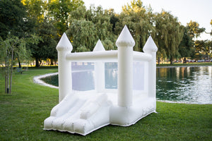Mini Ava - White Bounce House with Cone Tops