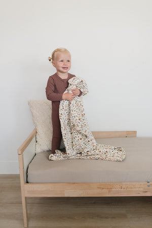 Meadow Floral Muslin Quilt