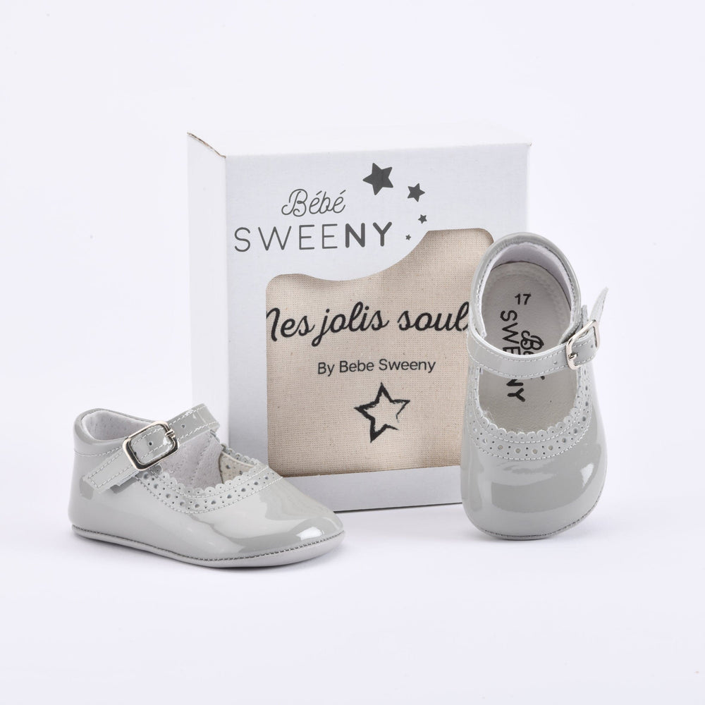 Girls Grey Patent Leather Pre-Walker Shoes