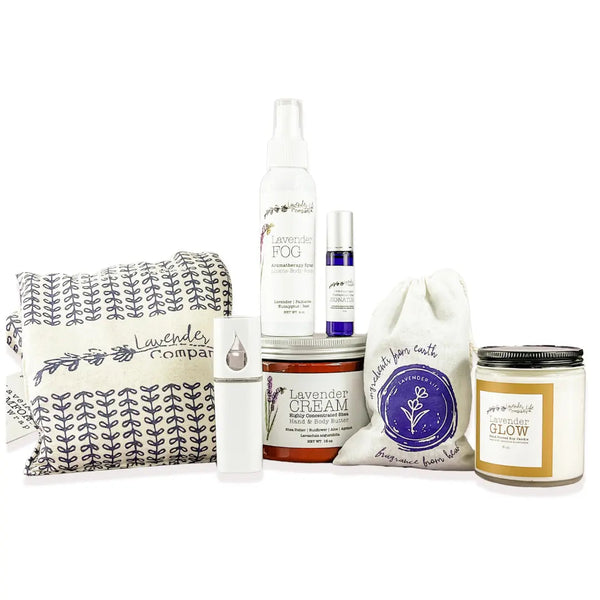 "Day Spa Gift Set for babies, featuring soothing bath essentials and gentle skincare products."
