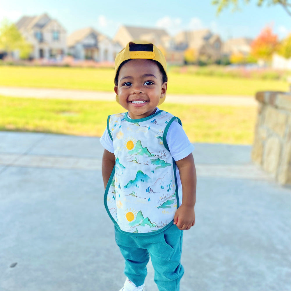 Mountain Mist Bapron for babies, stylish and functional bib apron for mess-free feeding and playtime.