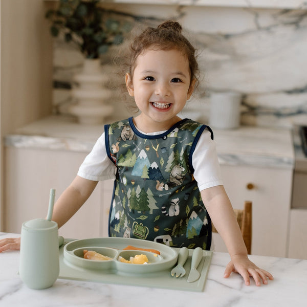 Camping Bears Bapron for babies, featuring a fun bear design, shown from angle 2. Perfect for mess-free mealtime adventures!