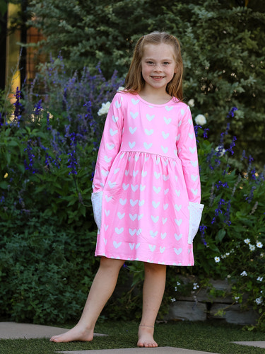 Girls Valentine's pink heart long sleeve dress with pockets, perfect for festive occasions and everyday wear.