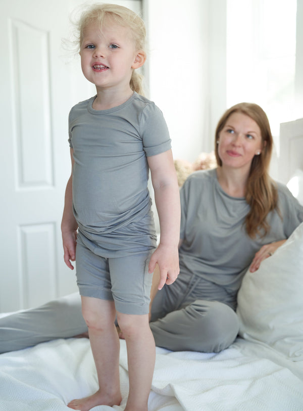 Bamboo Short Sleeve Top & Shorts Pajama Set (Pigeon)