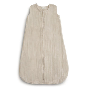 Organic cotton sleep bag for babies, soft and breathable for a comfortable night's sleep.