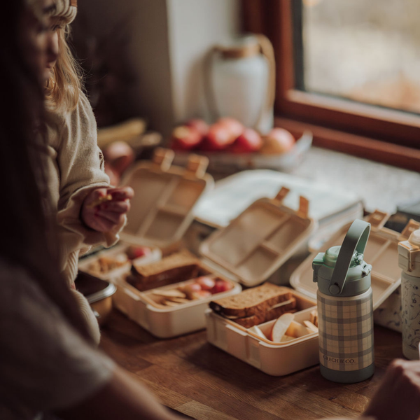 3 Compartment Leakproof Lunchbox in Sienna Gingham, perfect for baby meals and snacks, shown from angle 7.
