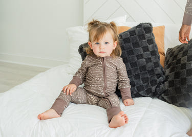 "Chosen Romper for babies in soft fabric, perfect for comfort and style, main product image."