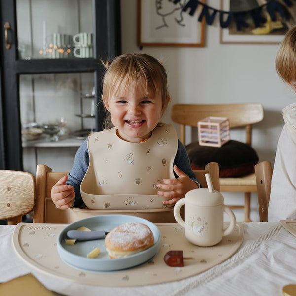 Mushie Silicone Baby Bib Adjustable Neck Strap Deep Pocket