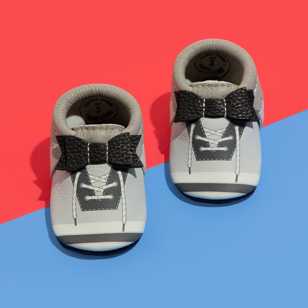 Ice Ice Baby Bow Baby Shoe in angle 4 view, stylish bow mocc for infants, perfect for trendy little ones.
