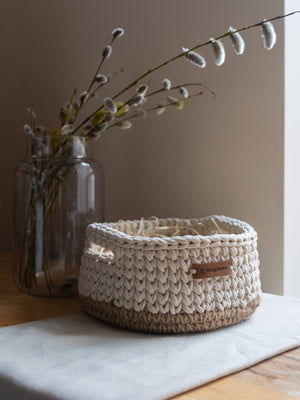 Basket Round with Jute Accent