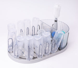 Airess Bottle Bundle for babies, featuring ergonomic design and accessories, shown from angle 5.