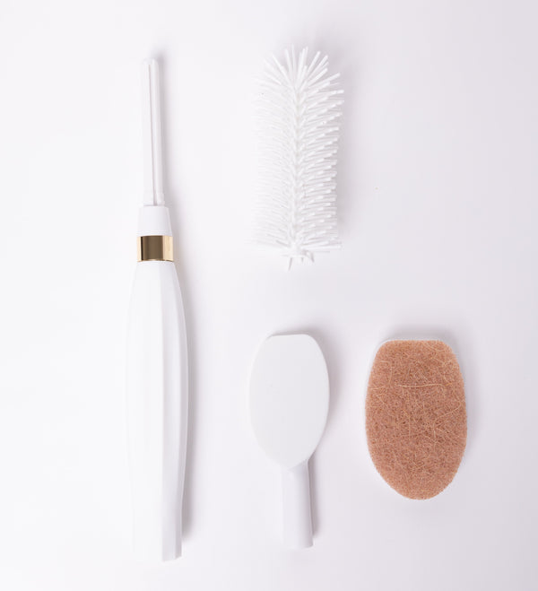 Airess Bottle Bundle - Stylish baby bottles and accessories from an angle, perfect for feeding and nurturing your little one.