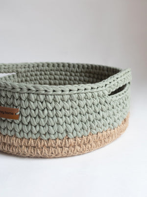 Basket Round with Jute Accent