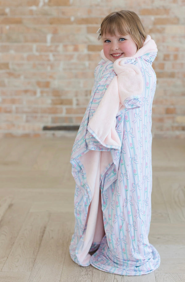 Lila - Plush Blanket
