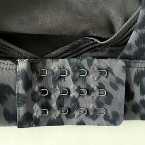 Chloe 4 Running Nursing & Pumping Sports Bra (Gray Leopard)