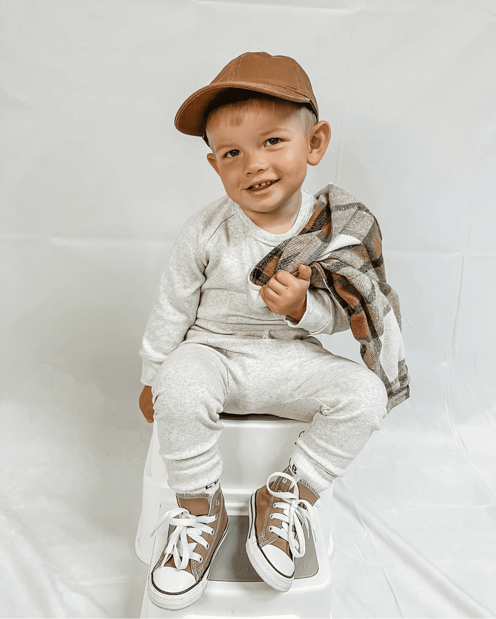 Oatmeal baby lounge set, soft and cozy, perfect for comfortable playtime and relaxation.