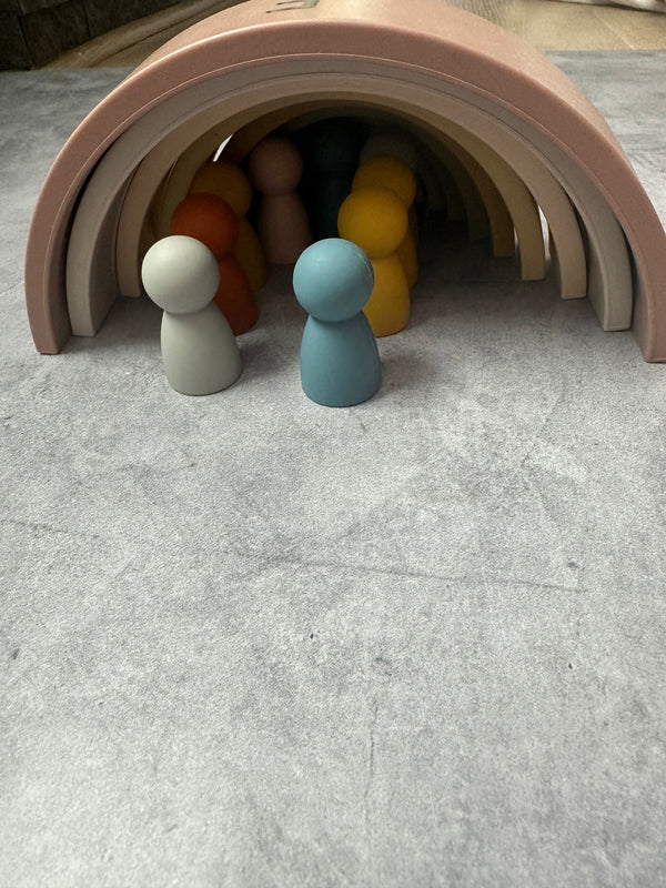 Mini Silicone Peg Dolls – Set of 6 | LYTL®️