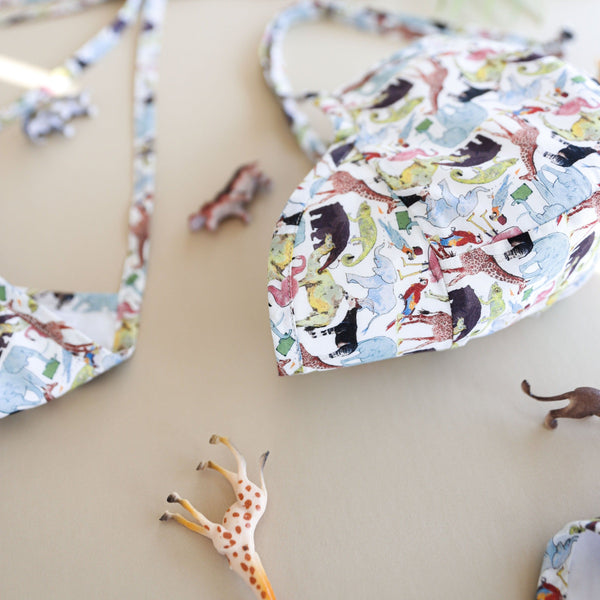 Brimmed Queue for the Zoo Bonnet Cotton-Lined Made with Liberty® Fabric