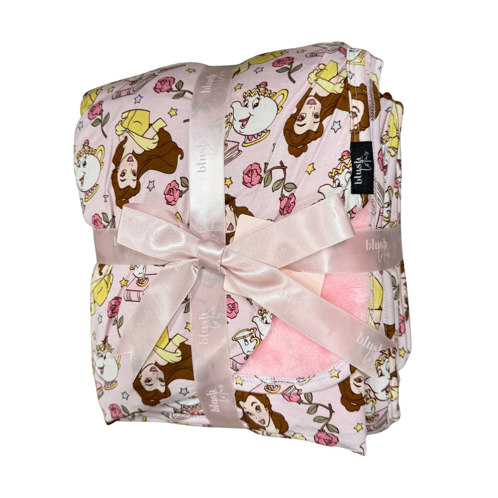 Provincial Petals plush blanket for babies, soft and cozy, perfect for swaddling and cuddling.