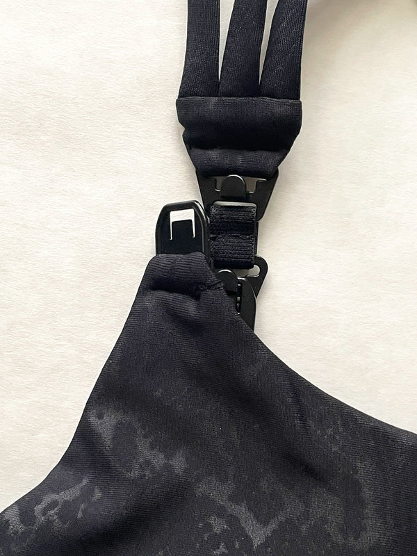 Chloe 4 Running Nursing & Pumping Sports Bra (Metallic Snake Noir)