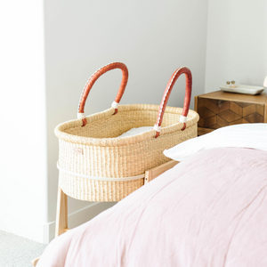 Original Rocking<br>Moses Bassinet Stand<br>with brake<br>Natural