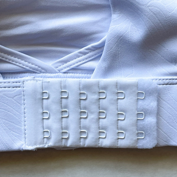 Chloe 4 Running Nursing & Pumping Sports Bra (White Magnolia)