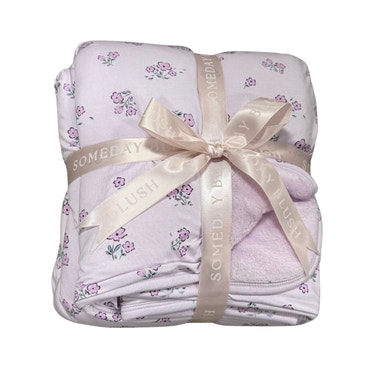 Aisley Plush Blanket for babies - soft, cozy swaddle perfect for comfort and warmth.