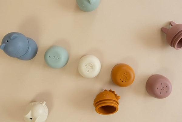 Colorful animal bath toy set for babies, featuring fun shapes and textures, perfect for bath time play.
