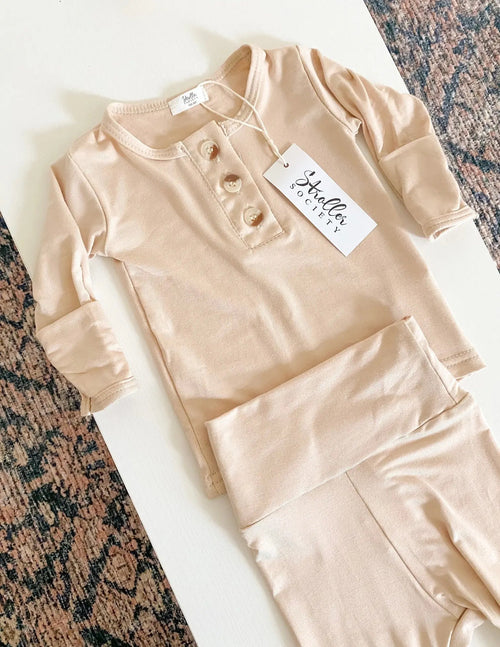 Top and Bottom Outfit Set (Newborn-12 months sizes) Sand - MOOGCO Baby