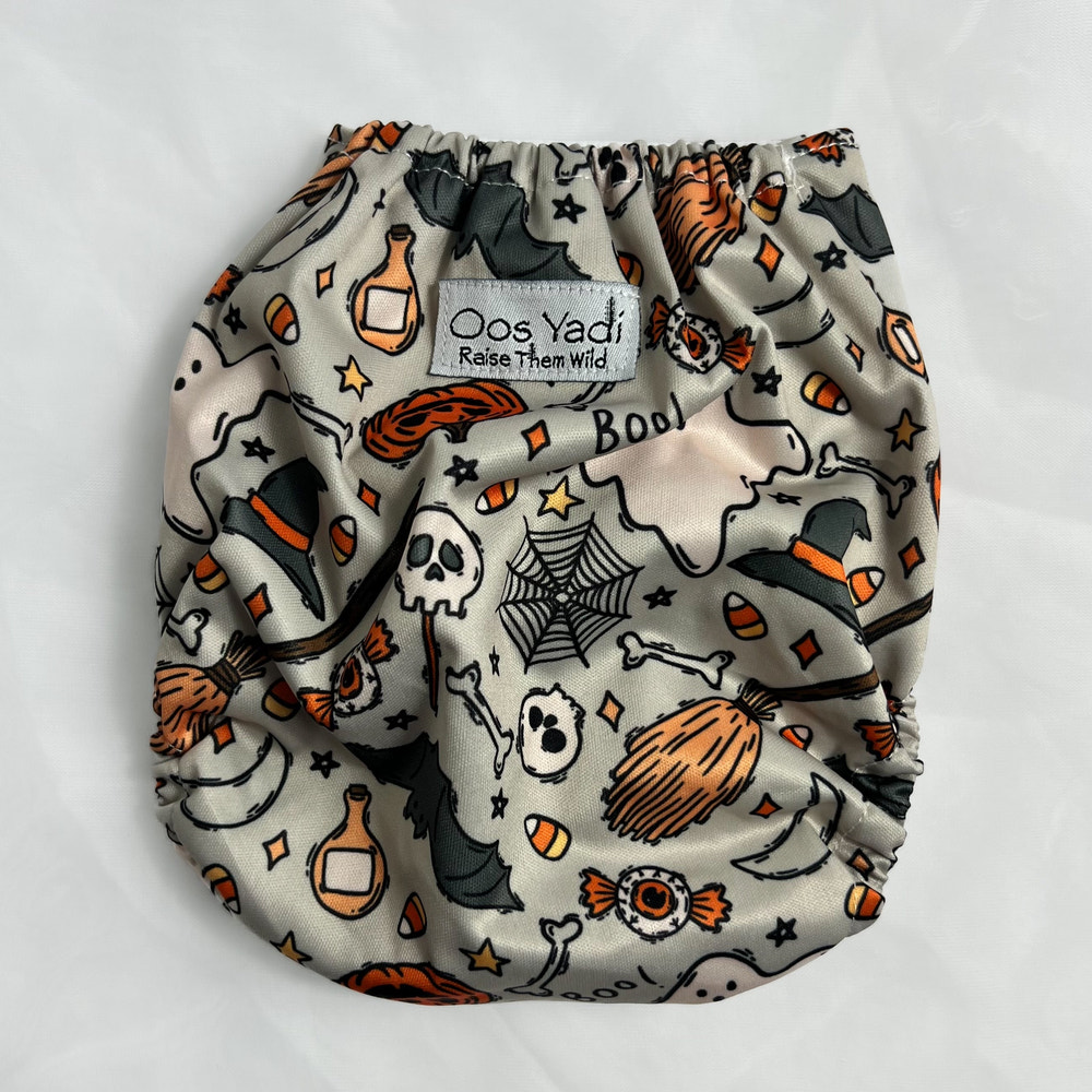 Cub Snugglers - Dolly Diaper - All Hallows Eve