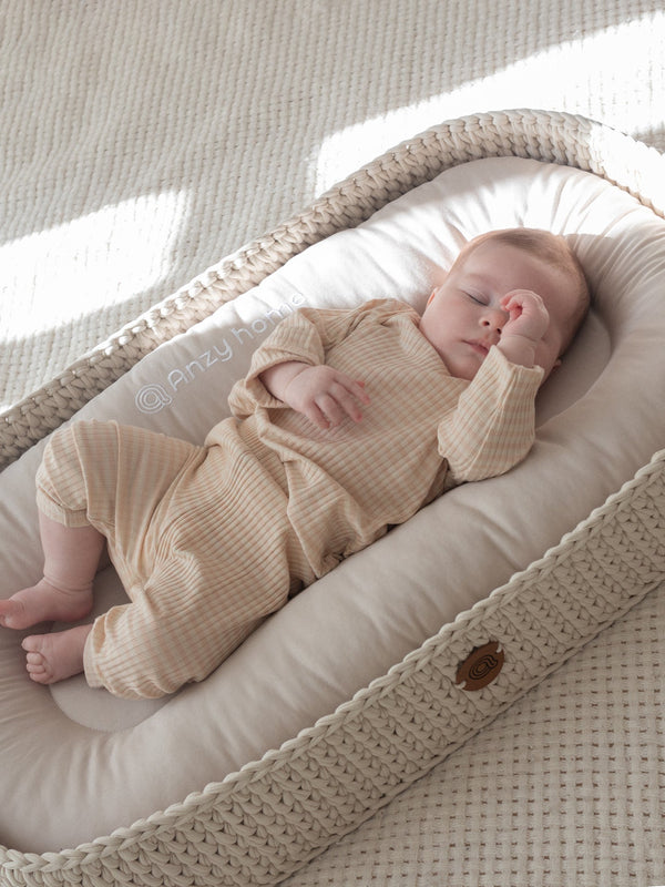 Baby Lounging and Changing Basket XL 3-in-1