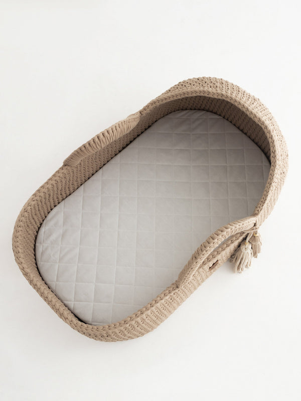 XL Moses Basket with Round Hood