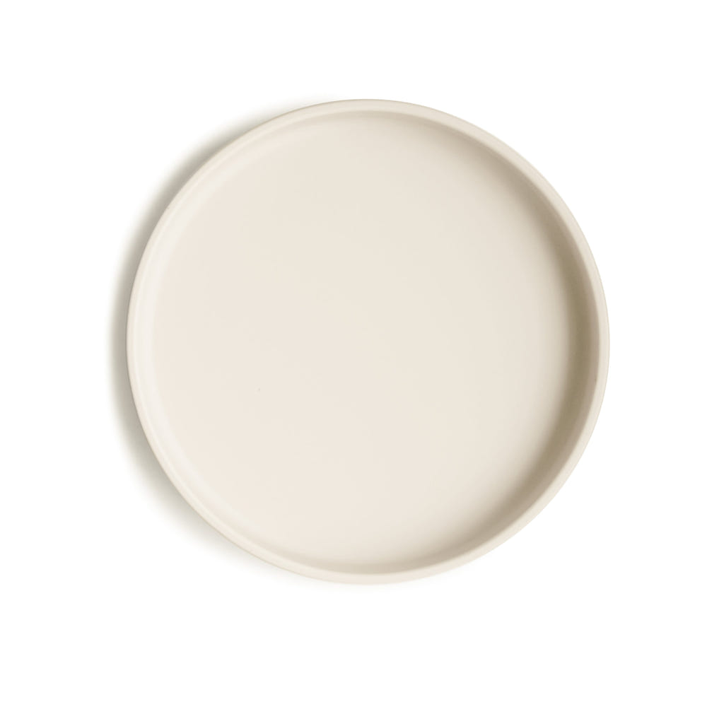 Classic Silicone Suction Plate for babies, perfect for mealtime mess-free dining.