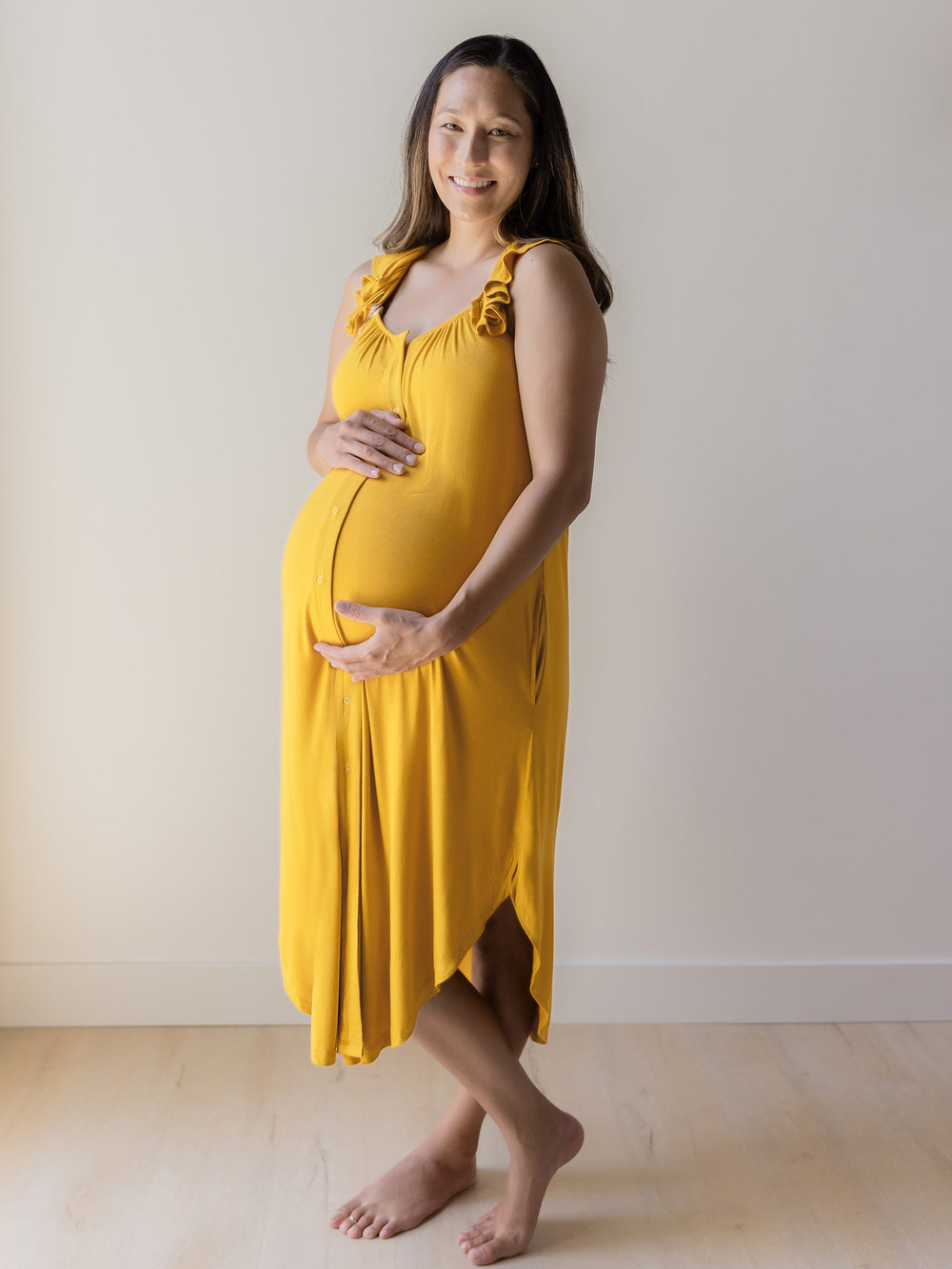 Ruffle Strap Labor & Delivery Gown | Honey - MOOGCO Baby