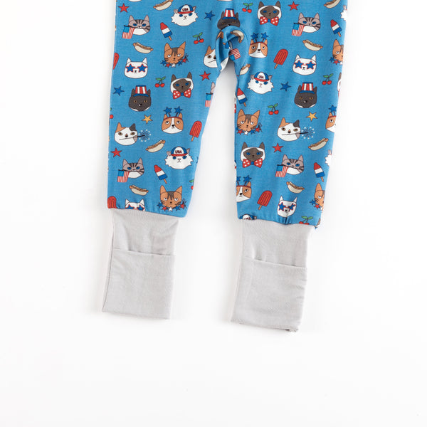 Freedom Cats (Convertible Zip Footies)