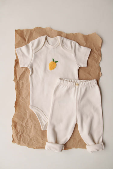 Lemon Short Sleeve-Pant Set