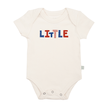 Little graphic bodysuit for babies, short sleeve design, perfect for comfort and style.