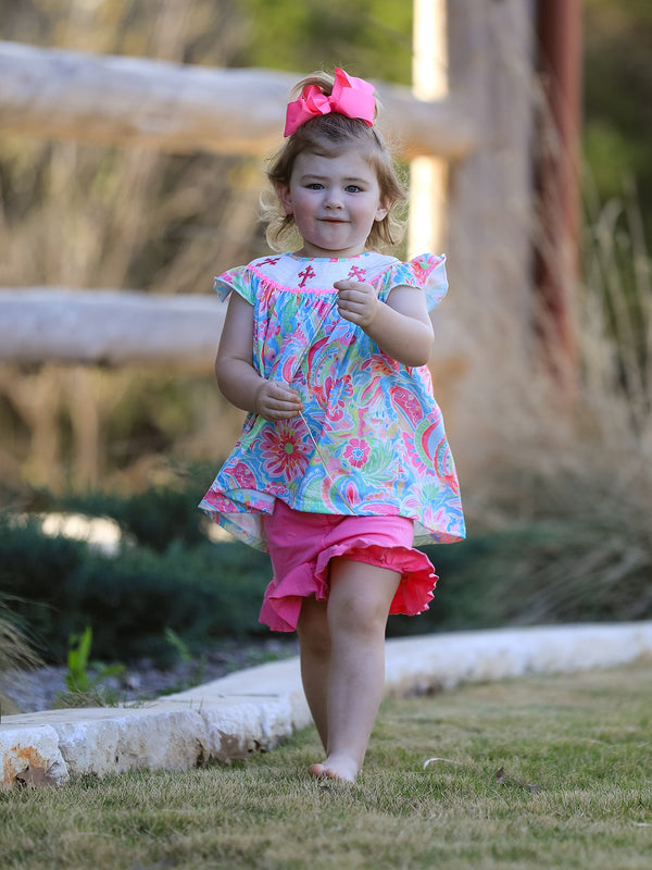 Easter Cross Smocking Embroidery Baby Girl Outfit - Adorable spring fashion for infants.