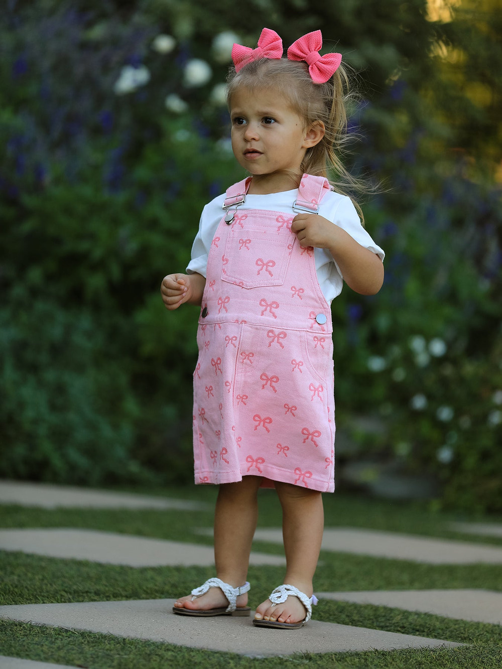 Pink Bow Denim Overall Dress for Girls - Stylish and cute outfit for little ones. Perfect for any occasion!