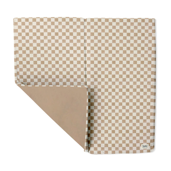 Checker Toffee Organic Cotton Mat for babies, soft play surface, eco-friendly design, perfect for playtime and tummy time.