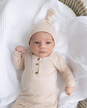 Top and Bottom Outfit Set (Newborn-12 months sizes) Sand