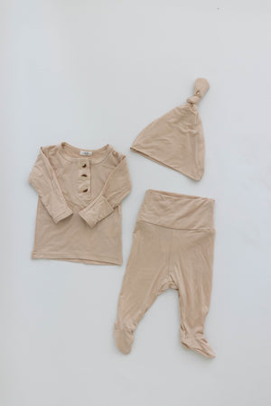 Top and Bottom Outfit Set (Newborn-12 months sizes) Sand